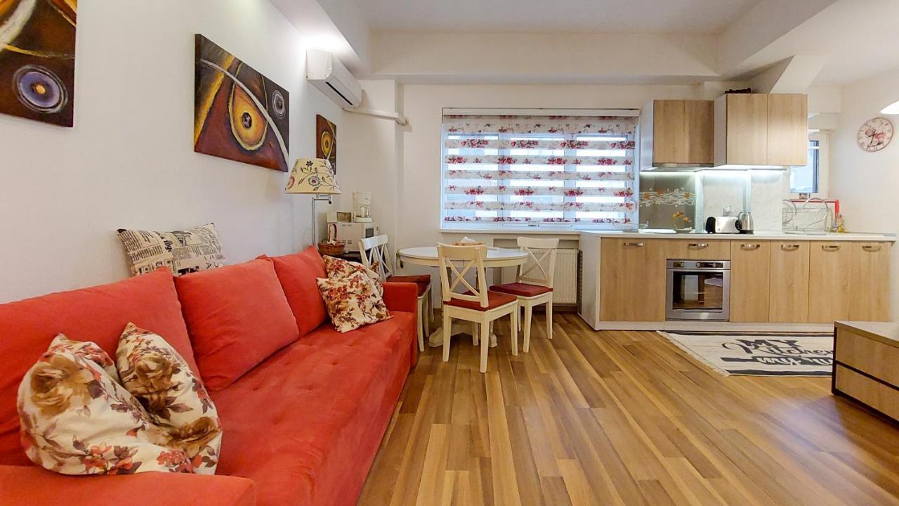 Fancy 1Bd Family Friendly In Historical Centre Lejlighed Bukarest Eksteriør billede
