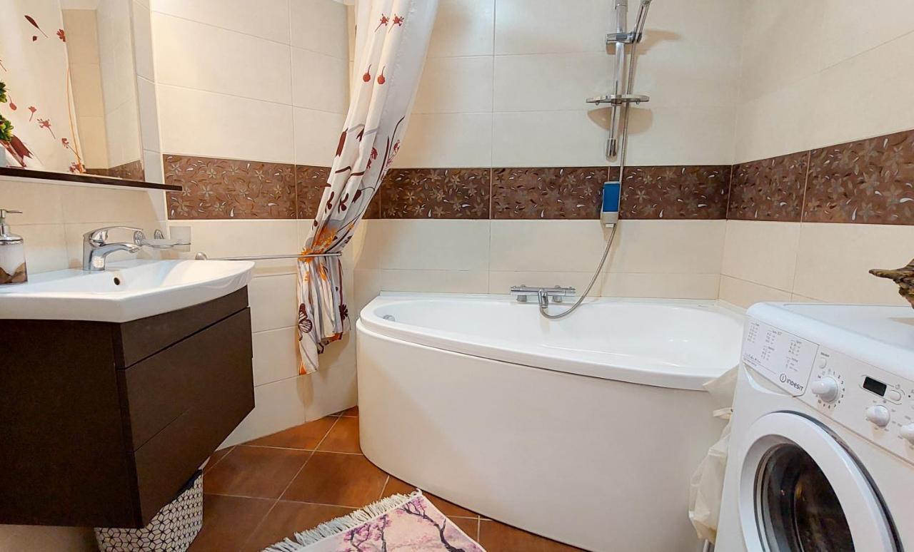 Fancy 1Bd Family Friendly In Historical Centre Lejlighed Bukarest Eksteriør billede