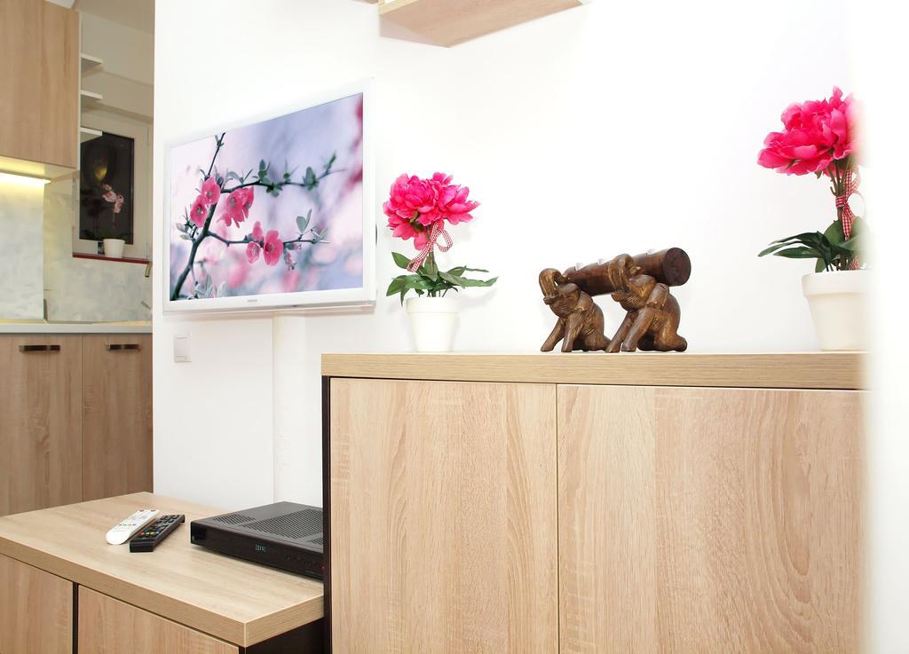 Fancy 1Bd Family Friendly In Historical Centre Lejlighed Bukarest Eksteriør billede