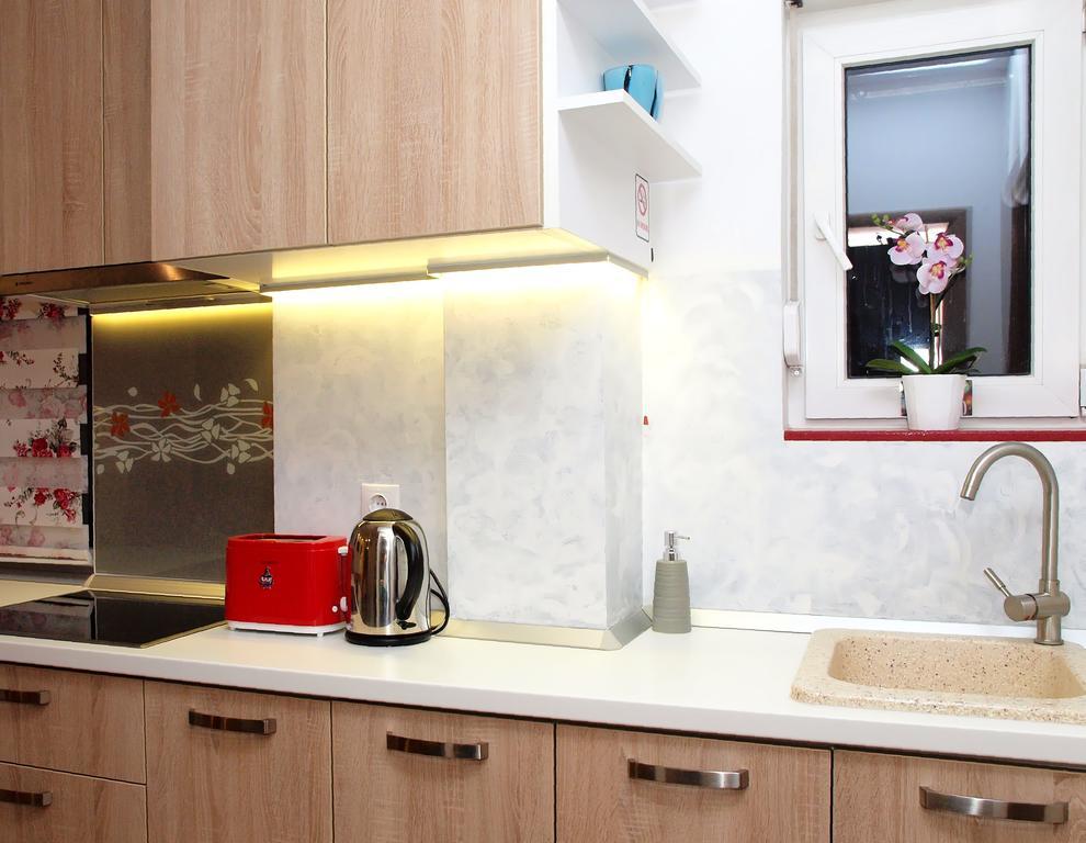 Fancy 1Bd Family Friendly In Historical Centre Lejlighed Bukarest Eksteriør billede
